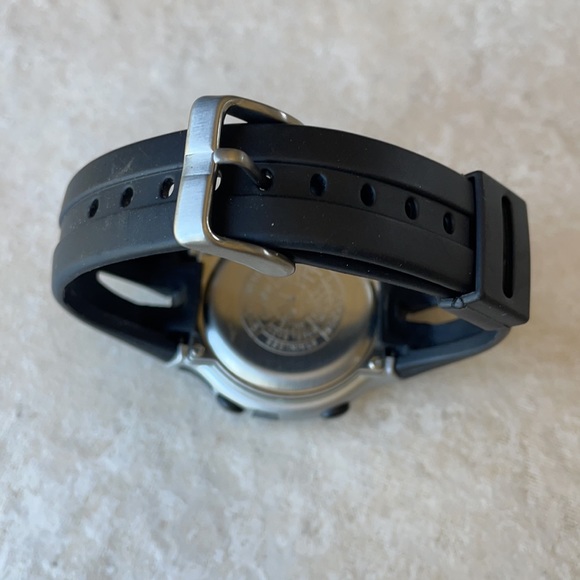 Armitron sports men digital water resistant 165ft chronograph alarm - Picture 5 of 5